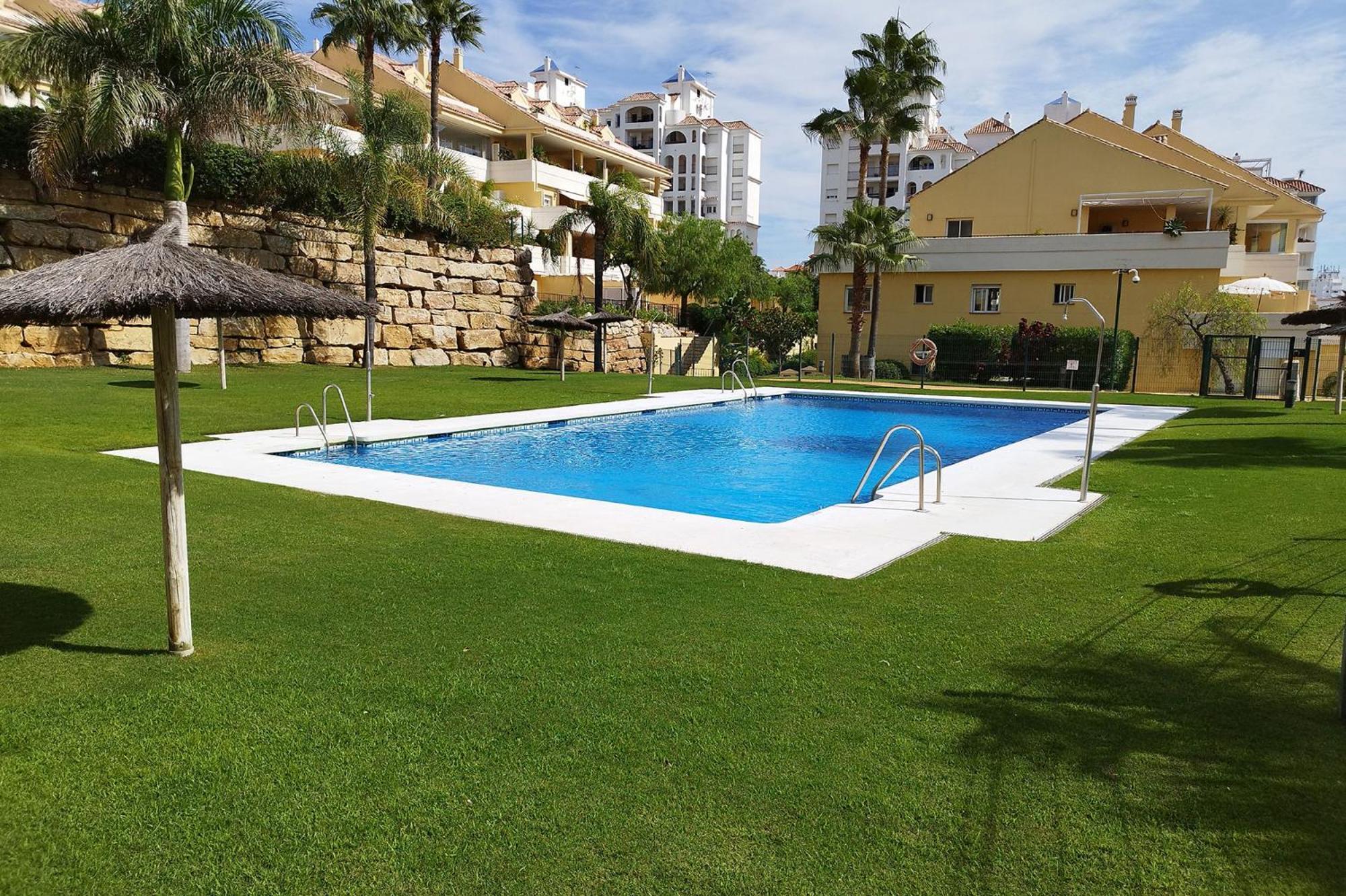 Puertosol 2 Apartment Естепона Екстериор снимка