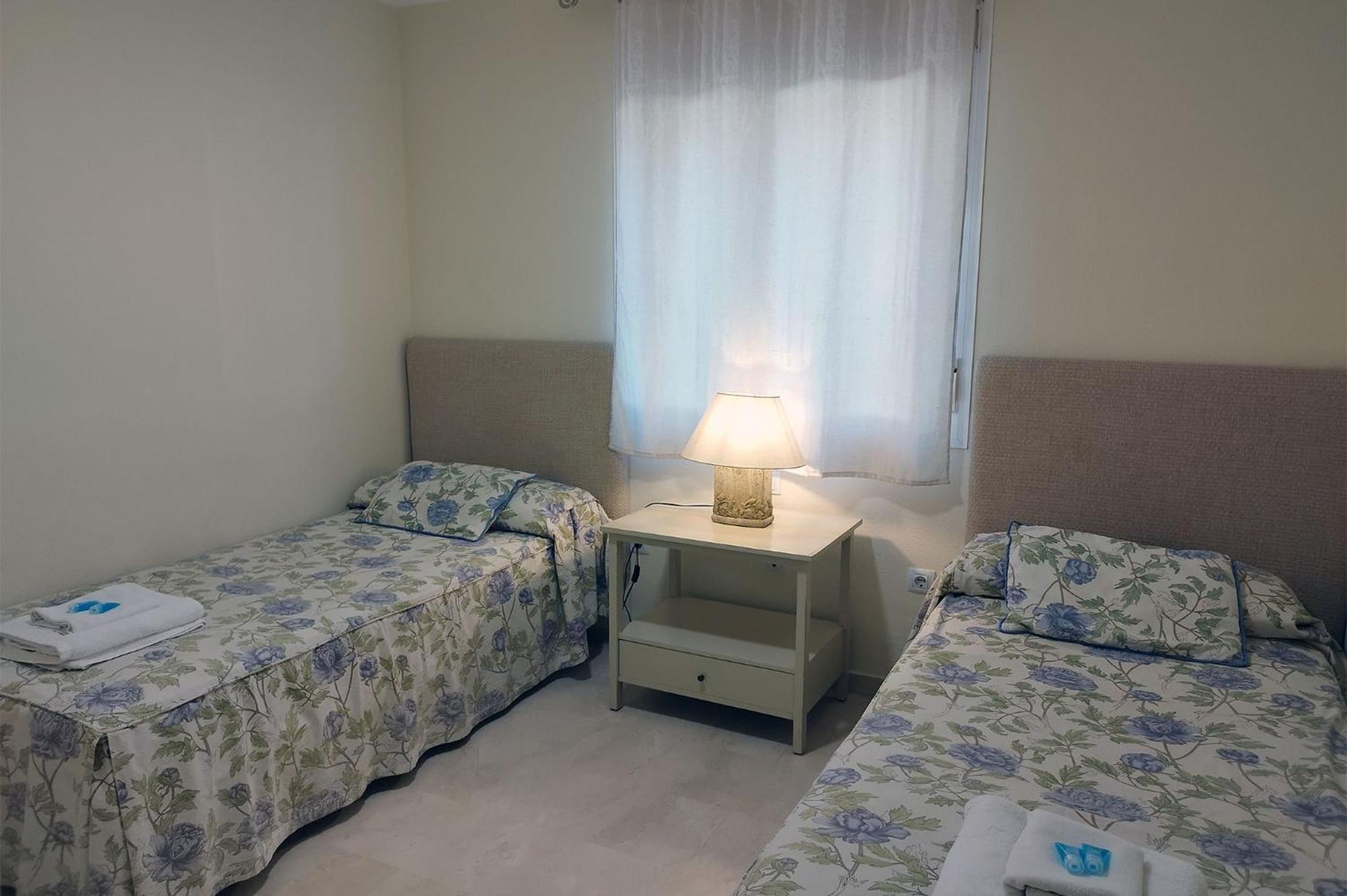 Puertosol 2 Apartment Естепона Екстериор снимка